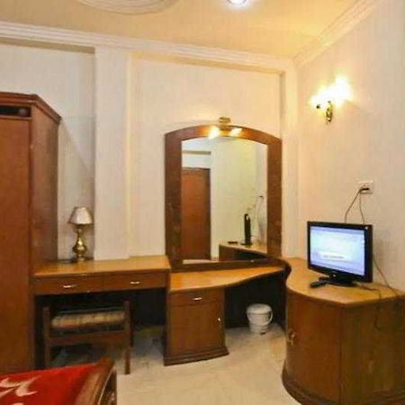 Mandakini Kanpur Exterior foto